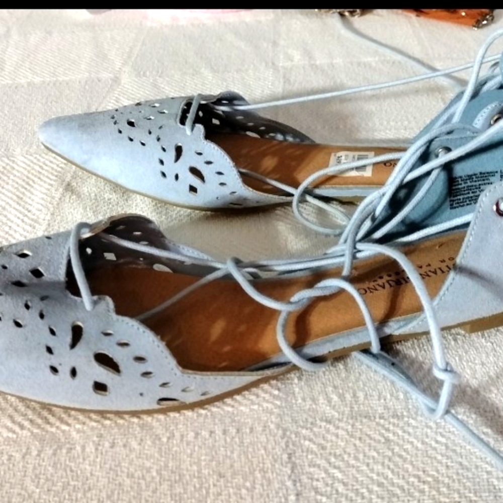Beautiful tie up sandles